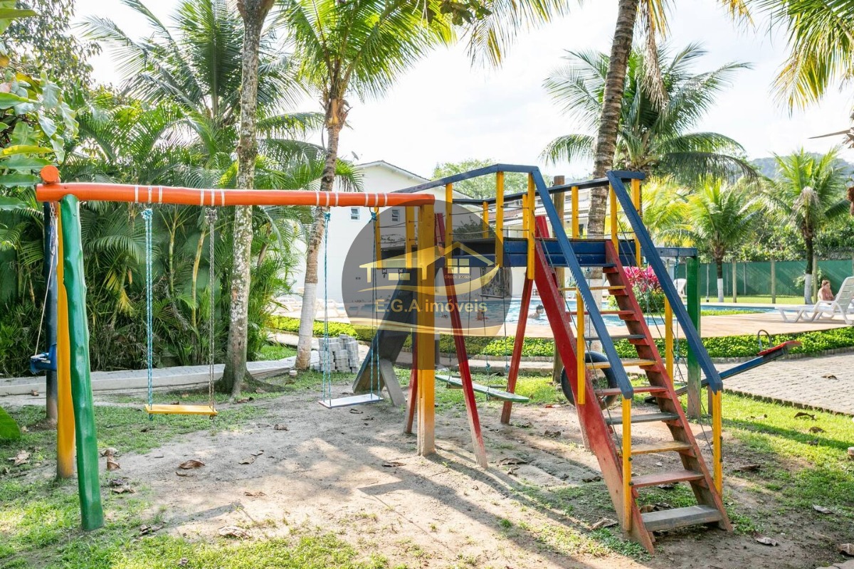 Casa na Praia de Juquehy em condomínio