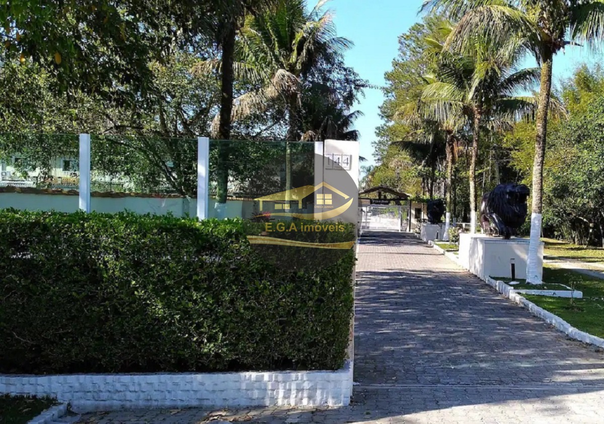 Casa na Praia de Juquehy em condomínio