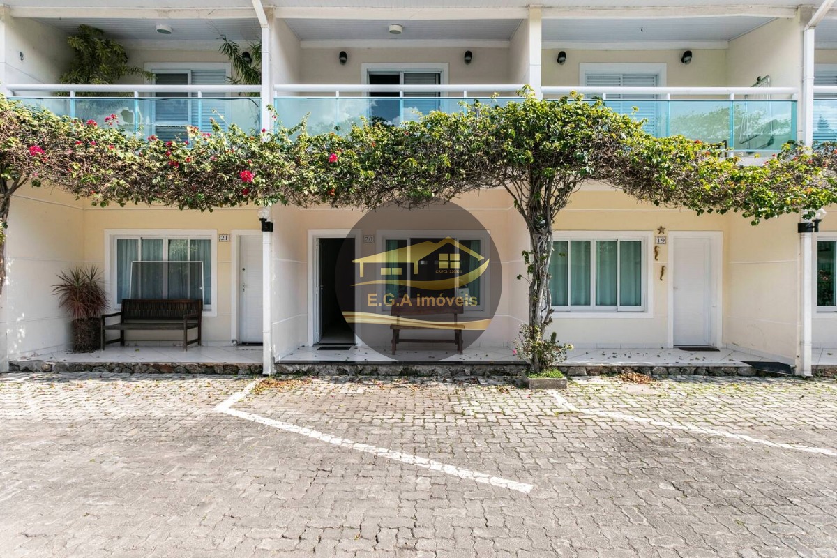 Casa na Praia de Juquehy em condomínio