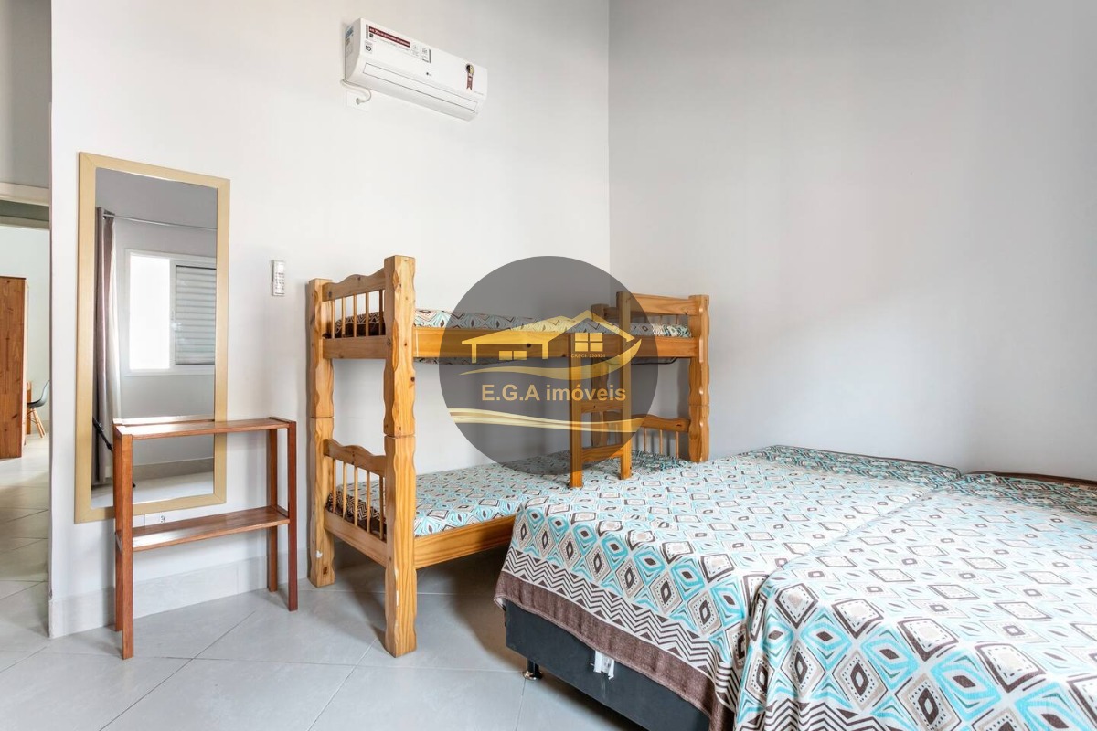 Casa na Praia de Juquehy em condomínio