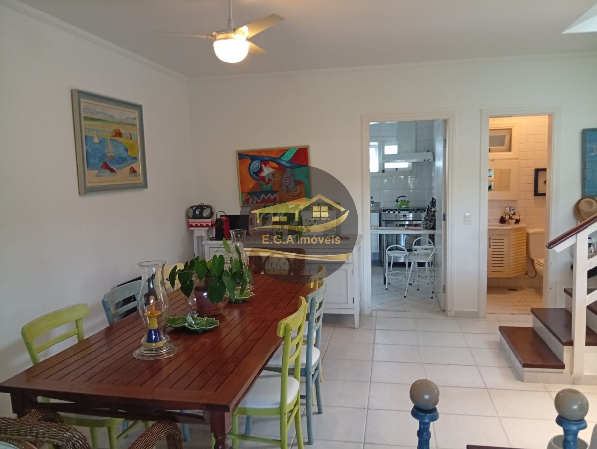 Casa Praia da Baleia 100 metros da praia oportunidade.