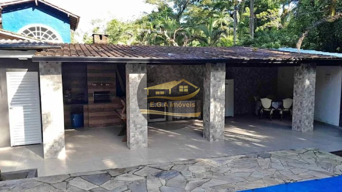 Casa na praia de Camburi sertão Piavú Abaixou 500MIL
