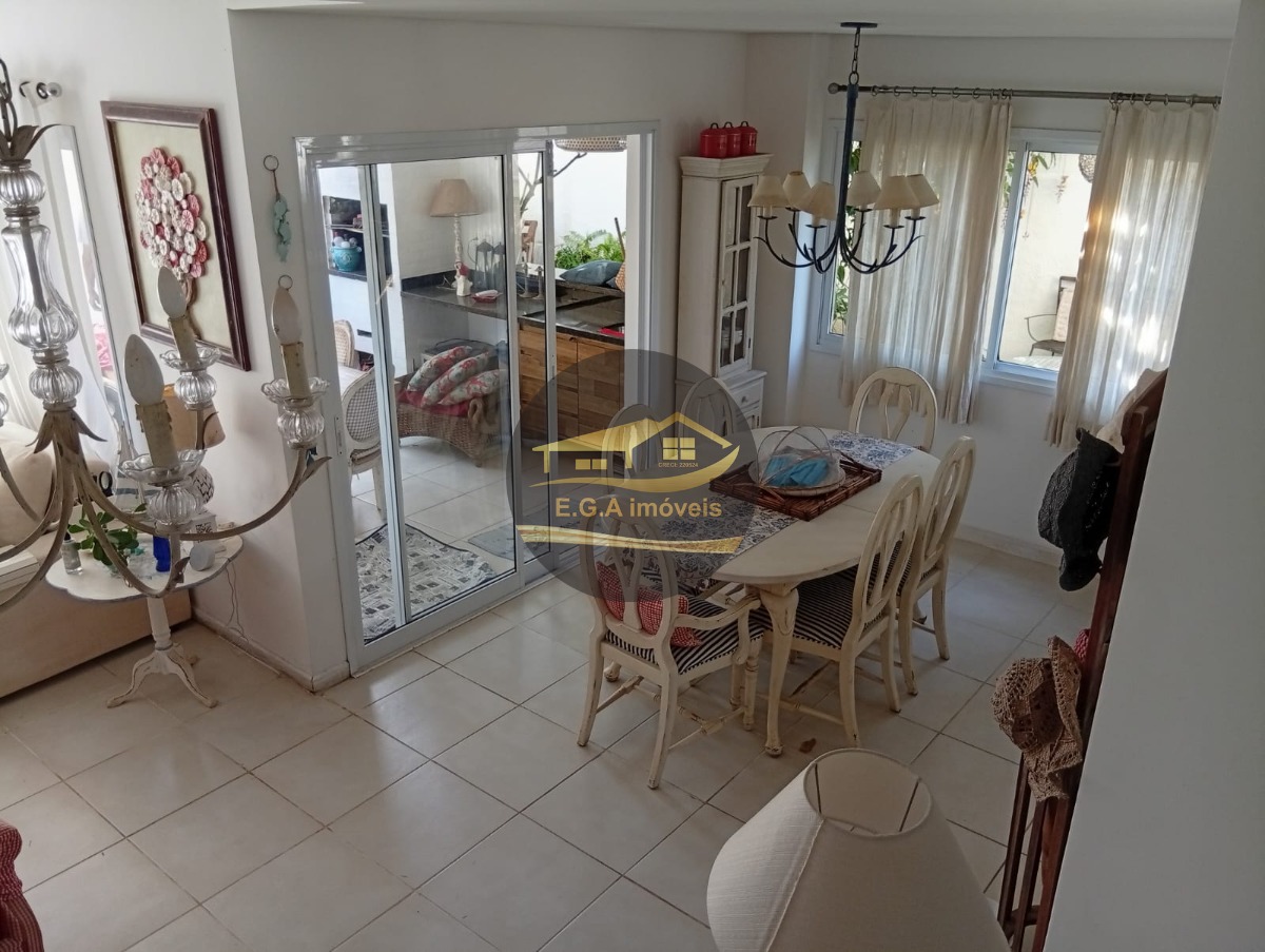 Casa na praia de Boiçucanga