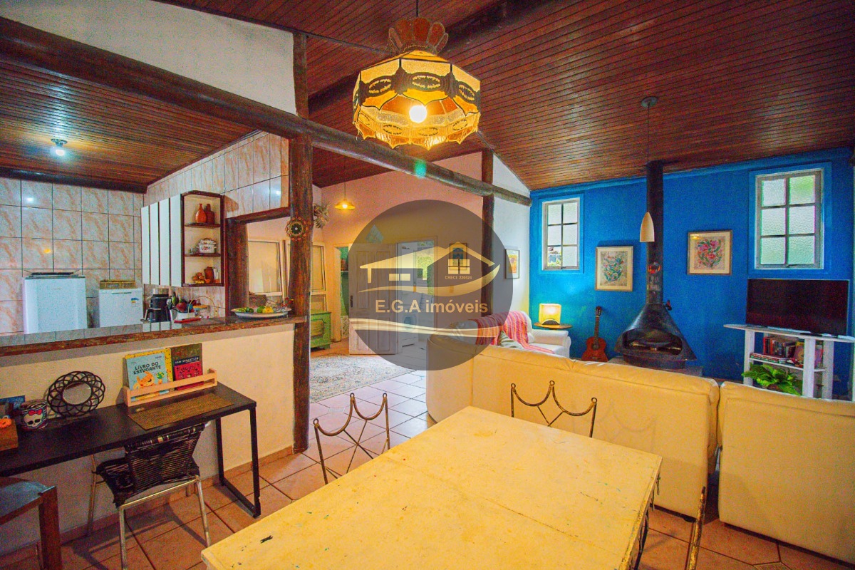 Casa na Praia Juquehy á 750 da água