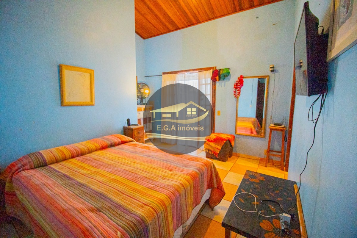 Casa na Praia Juquehy á 750 da água