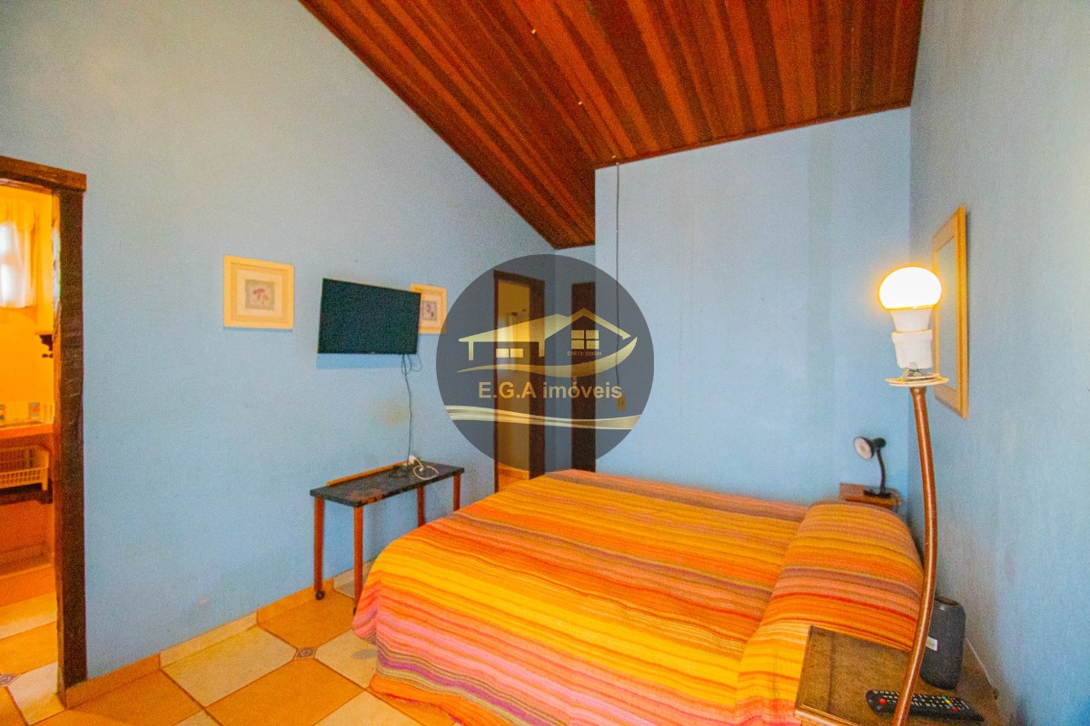 Casa na Praia Juquehy á 750 da água