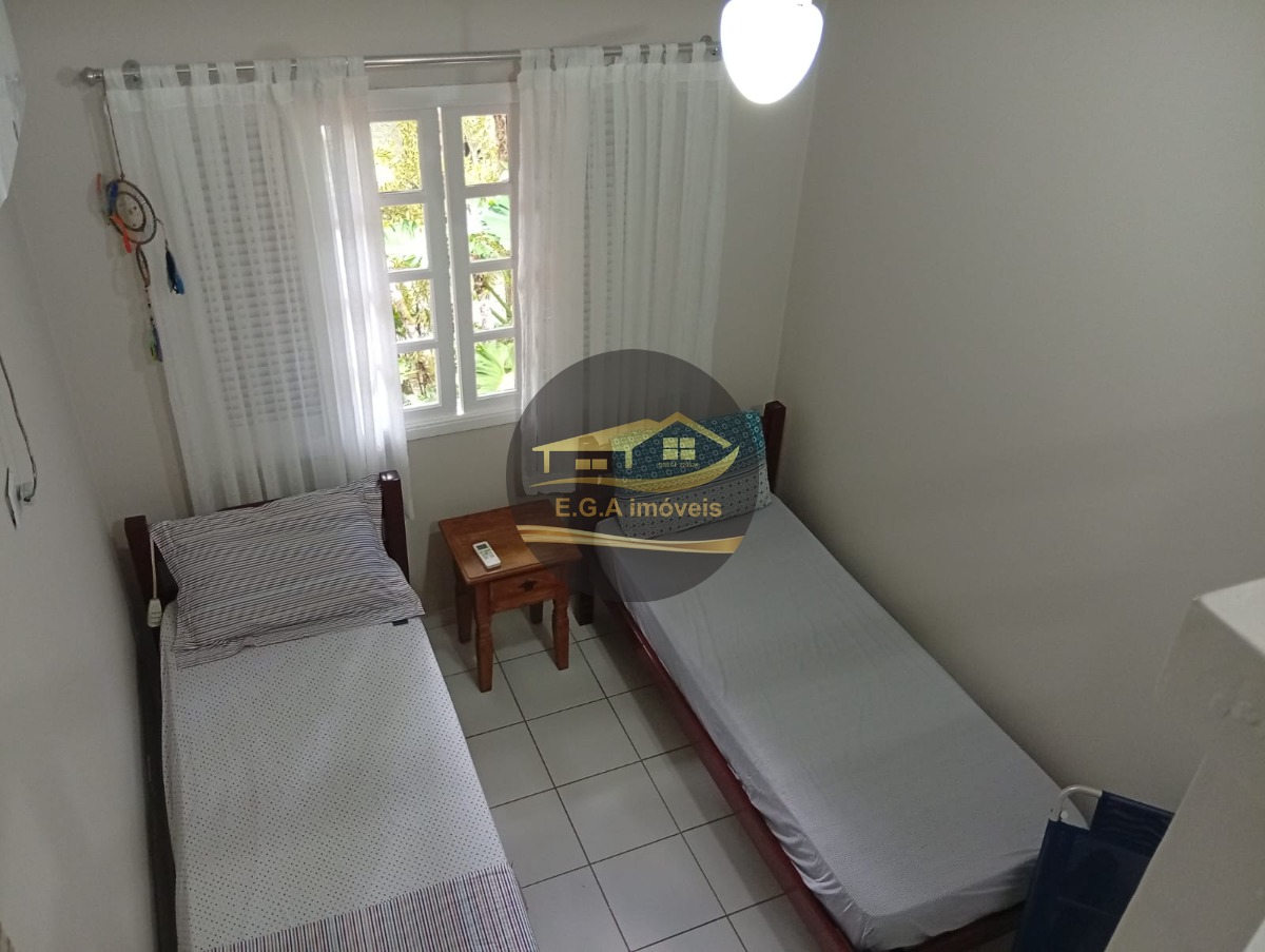Casa na Praia de Boiçucanga frente ao mar