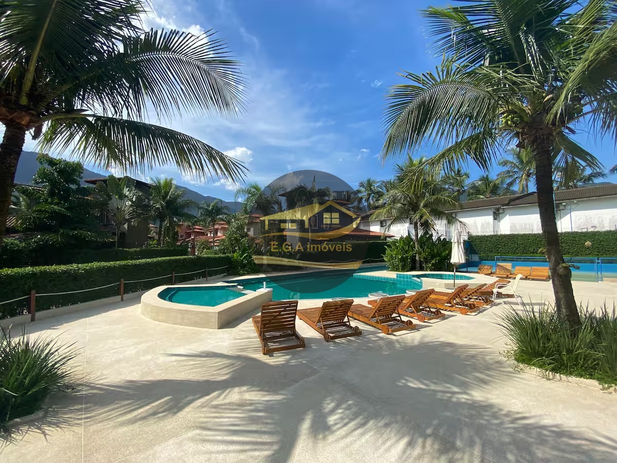 Casa em Condomínio na Praia de Maresias 200mts do Mar