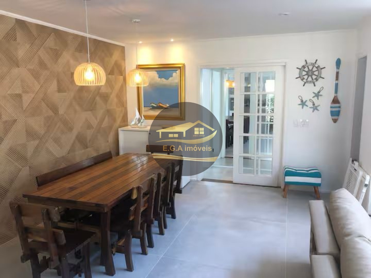 Casa em Condomínio na Praia de Maresias 200mts do Mar