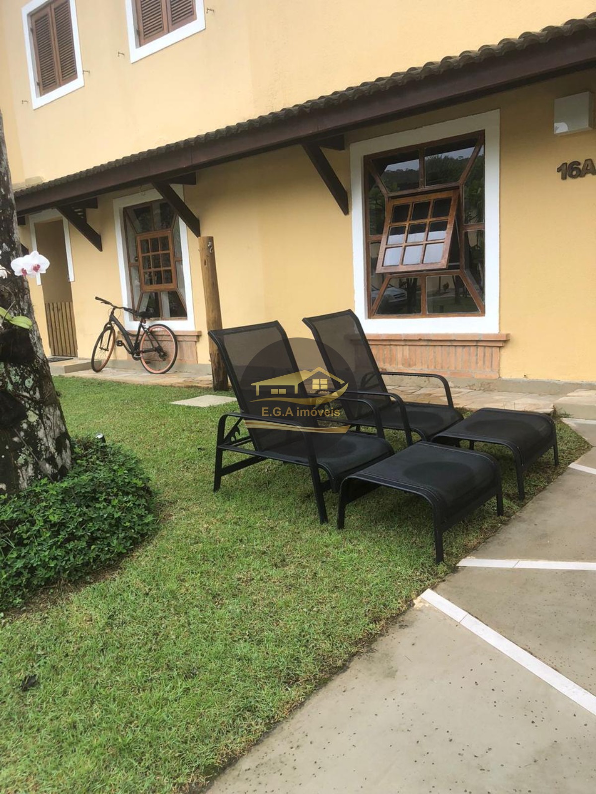 Casa na praia de juquehy 200mts da água - foto 1