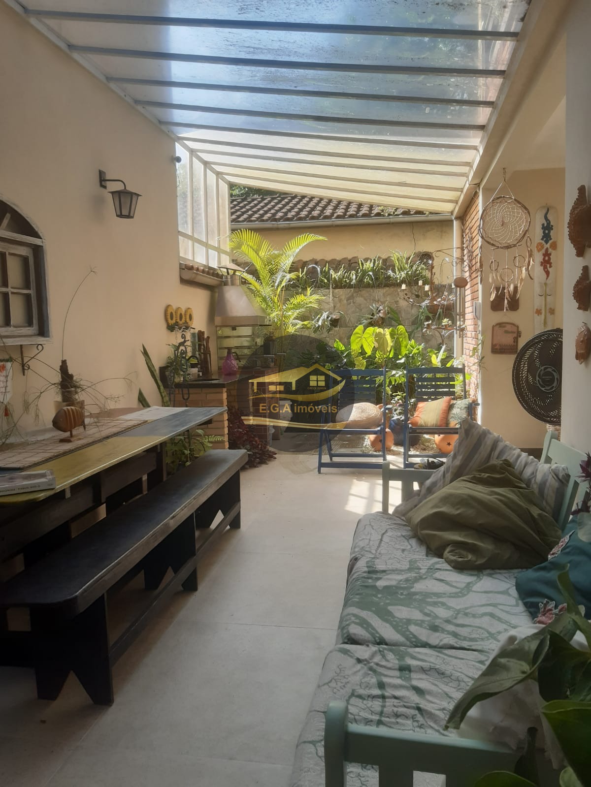 Casa em Condomínio 250 mts praia apé