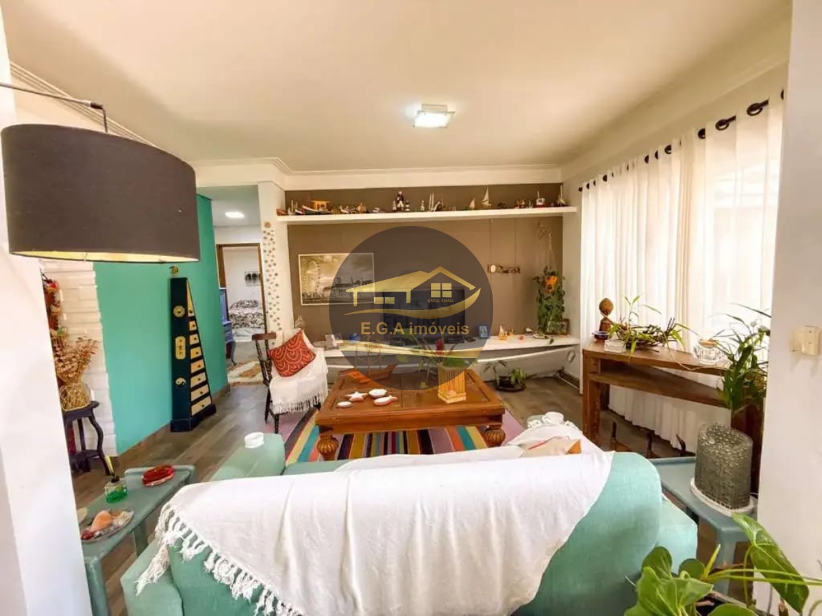 Casa em Condomínio 250 mts praia apé