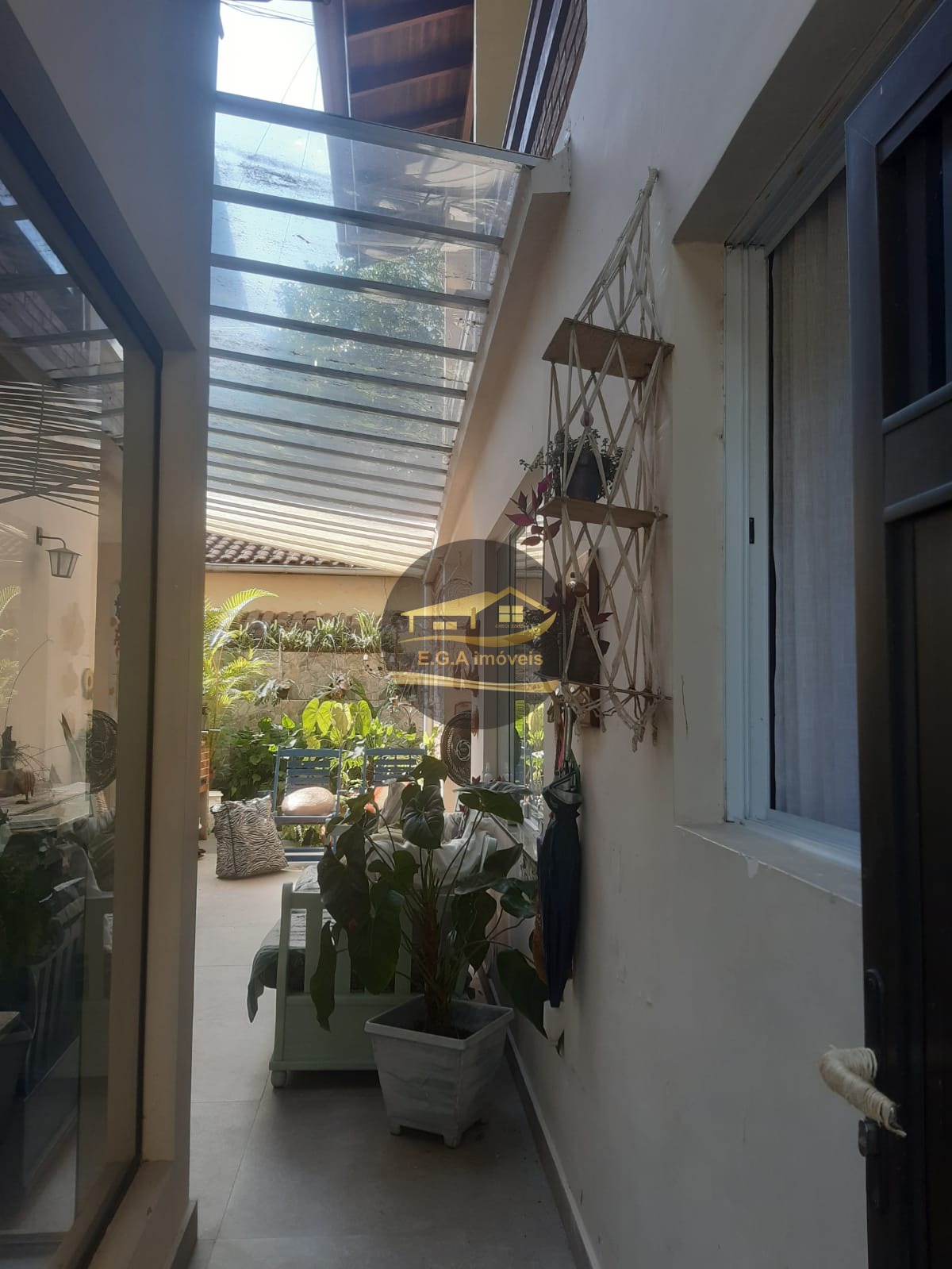 Casa em Condomínio 250 mts praia apé