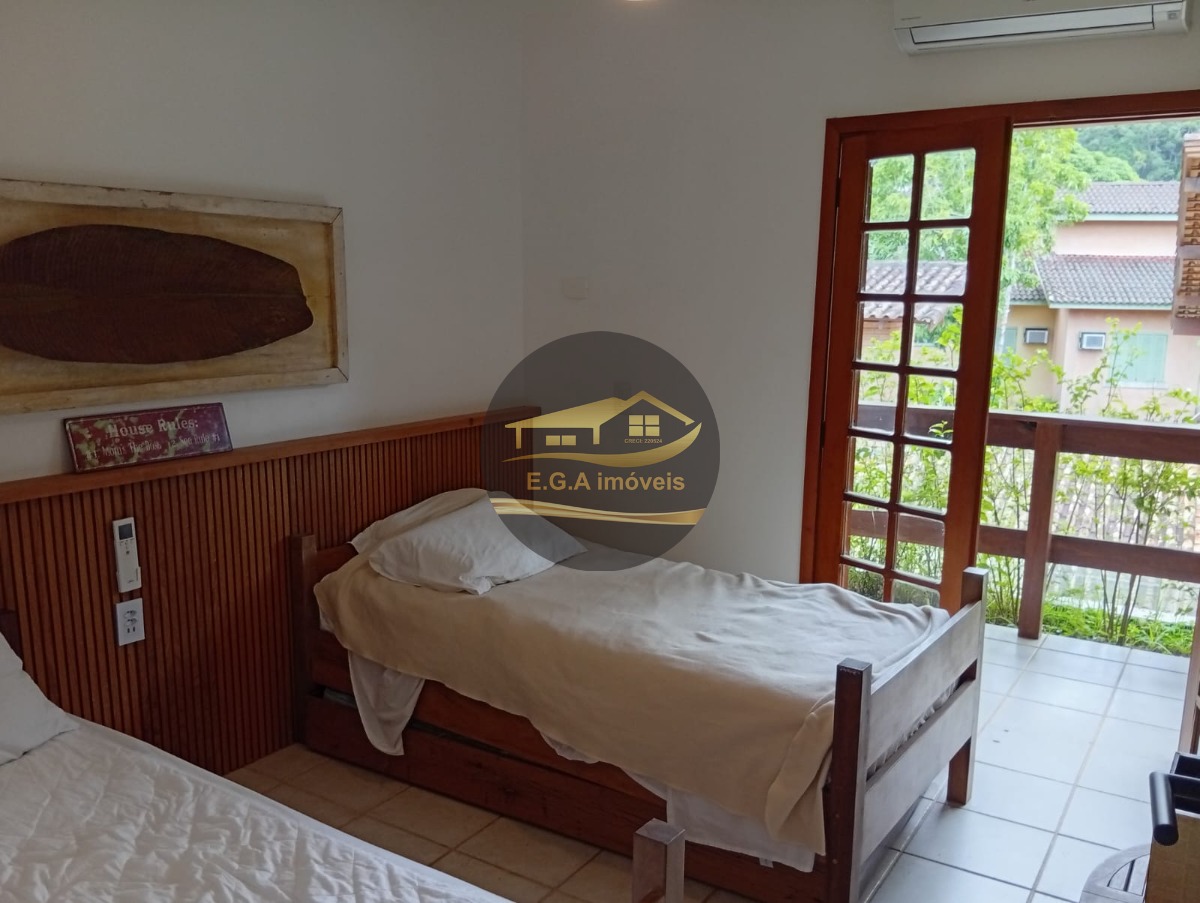 Casa em Condomínio Praia do Engenho á 30 mt praia