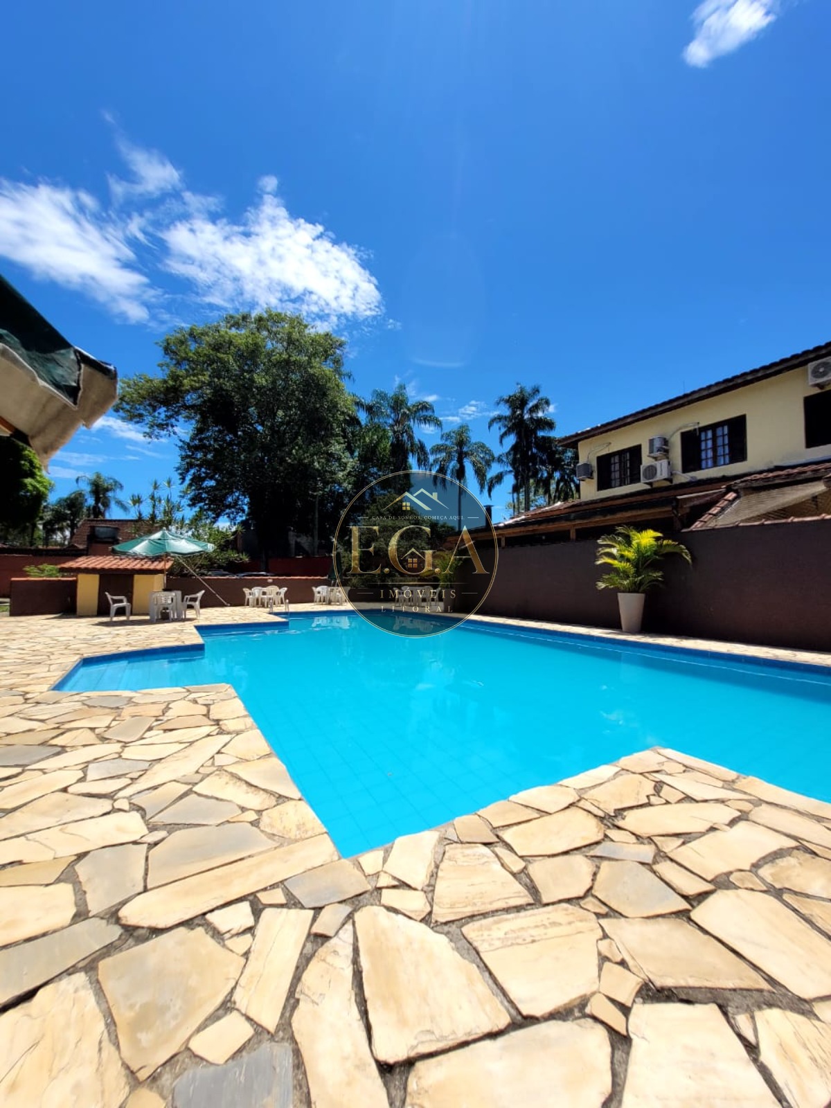 Casa de condomínio na praia de boiçucanga oportunidade - foto 2