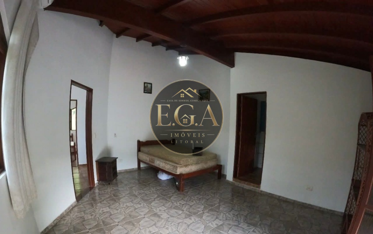 Casa no Sertão de Camburi - SP
