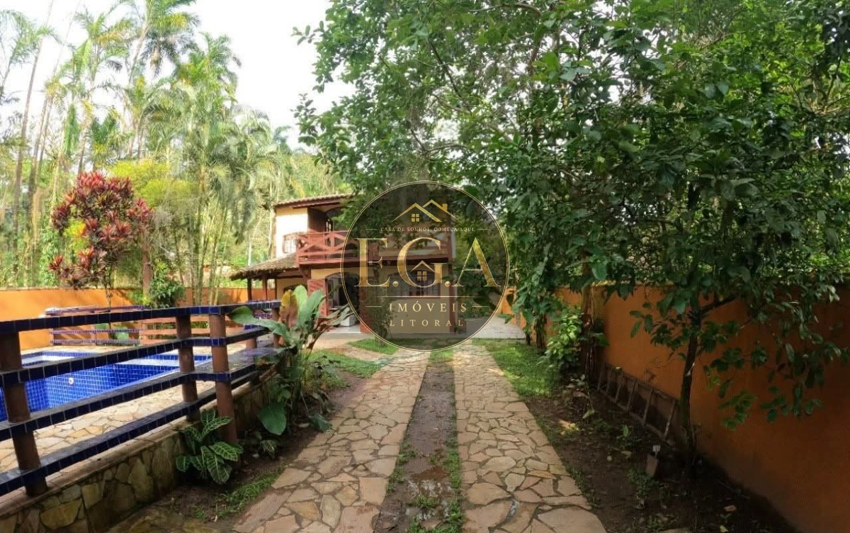 Casa no Sertão de Camburi - SP