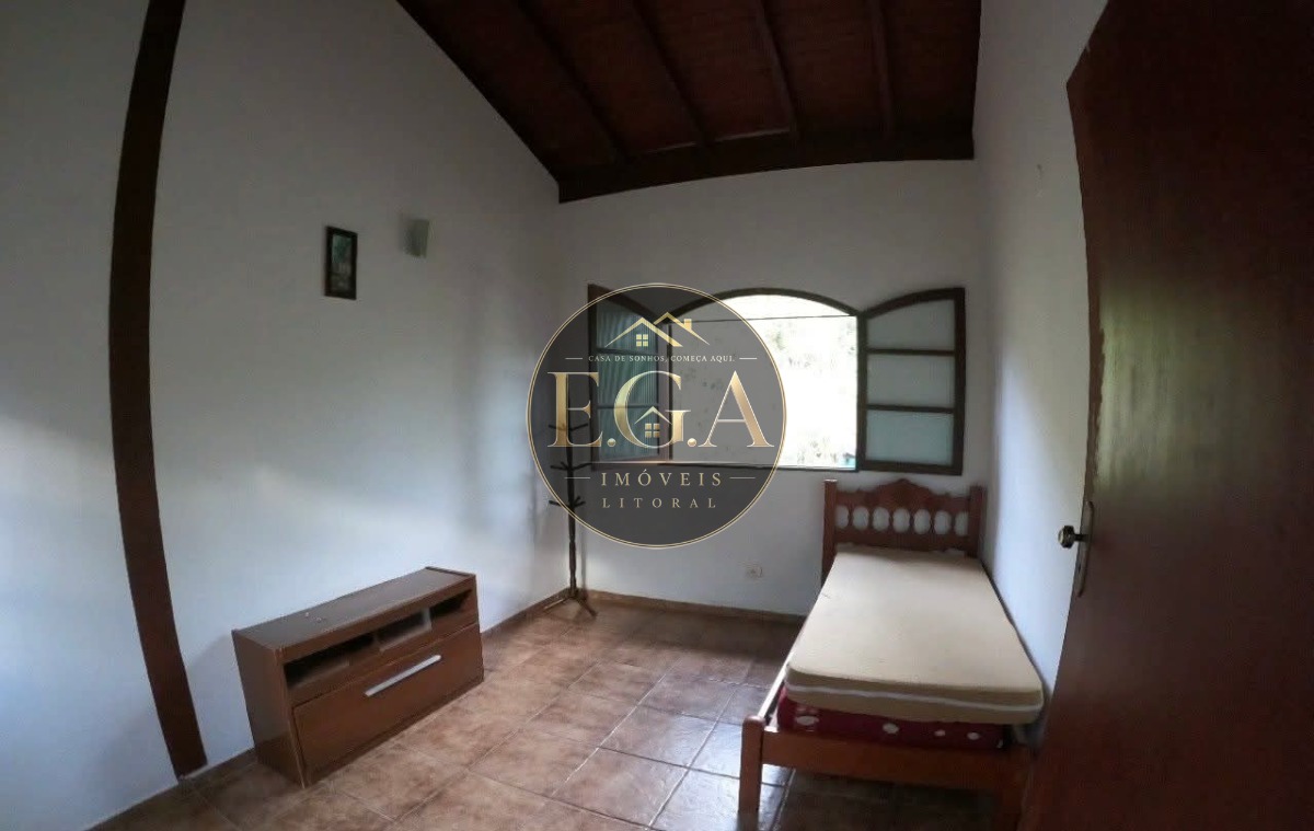 Casa no Sertão de Camburi - SP