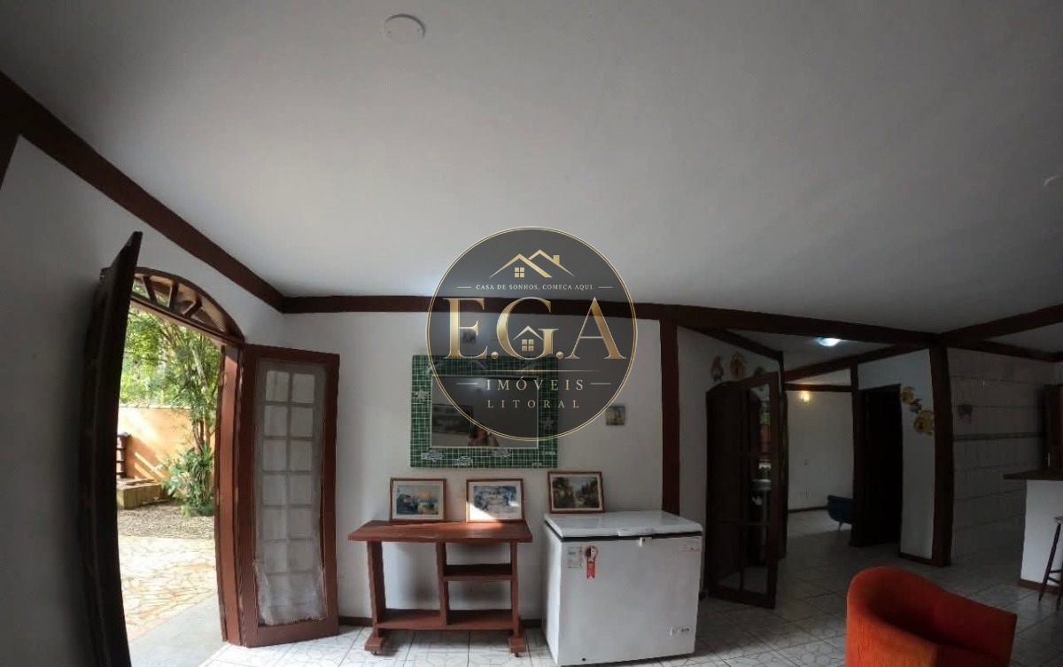 Casa no Sertão de Camburi - SP
