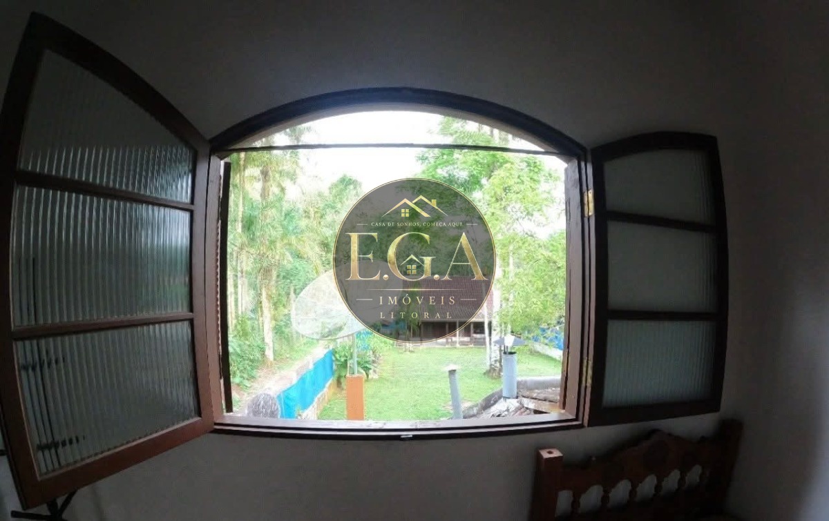 Casa no Sertão de Camburi - SP