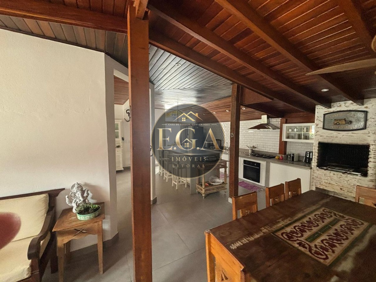 Casa na praia de juquehy -sp