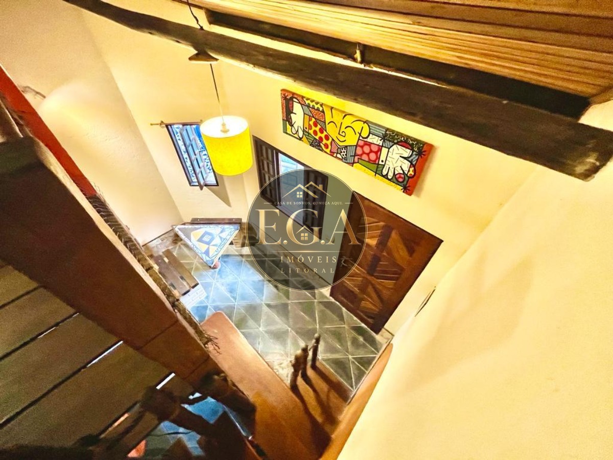 Casa na Praia de Boiçucanga -SP 120 da água