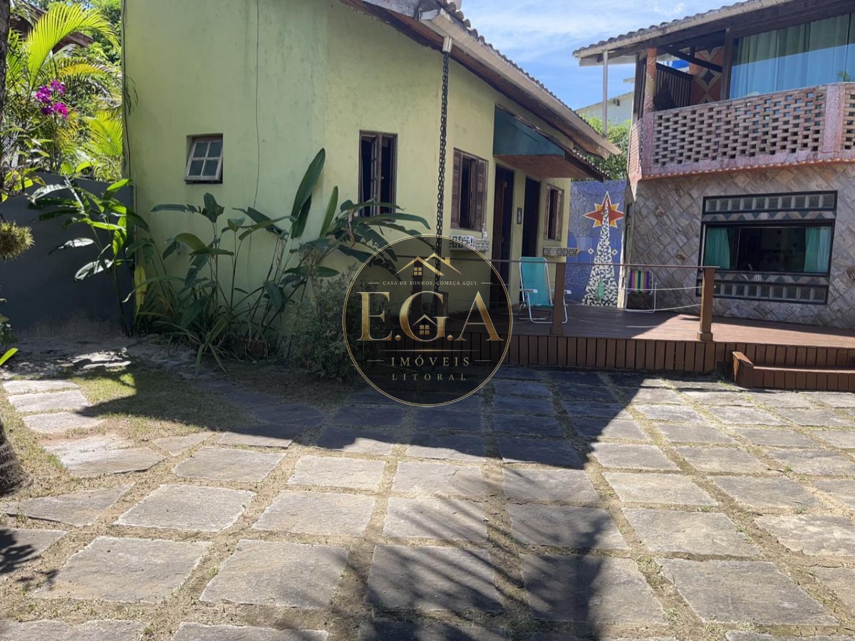Casa na praia de boiçucanga -sp 120 da água
