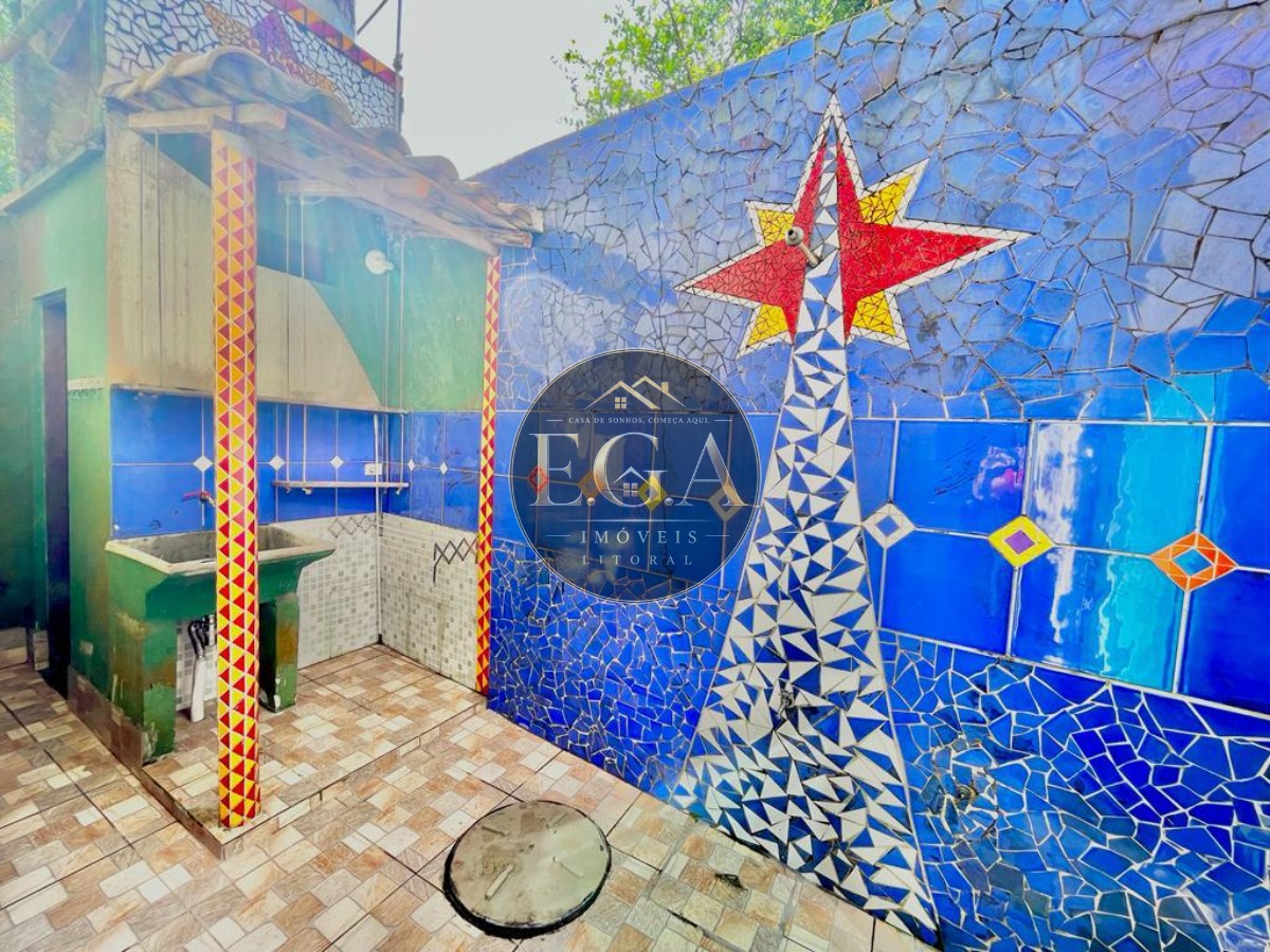 Casa na Praia de Boiçucanga -SP 120 da água