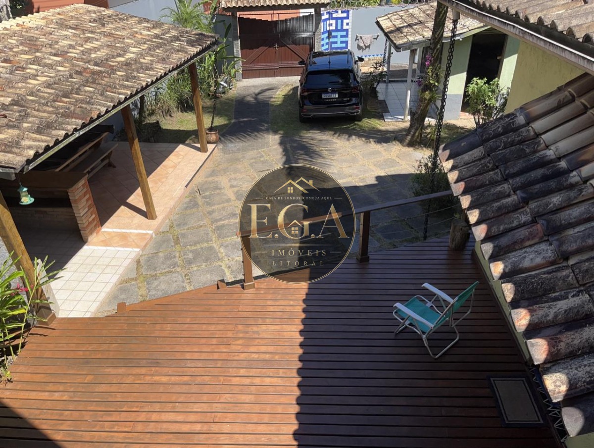 Casa na praia de boiçucanga -sp 120 da água