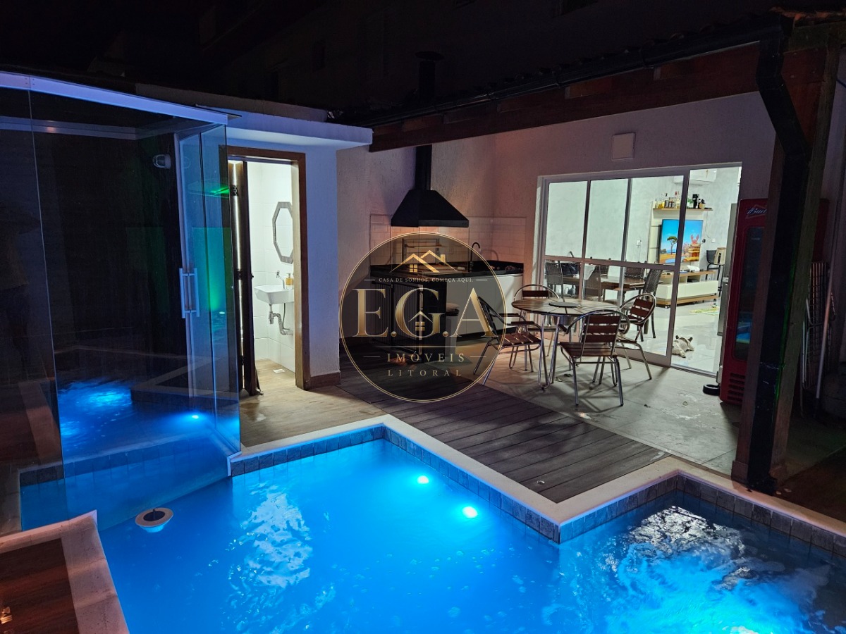 Casa na praia de boiçucanga -sp na maquininha a marina está 