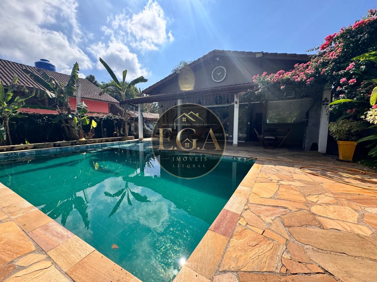 Casa na praia de camburi - sp
