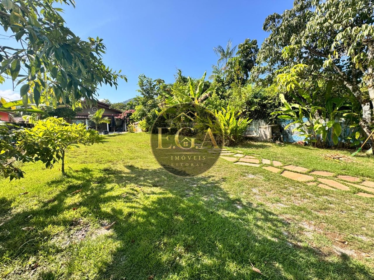 Casa na praia de camburi - sp