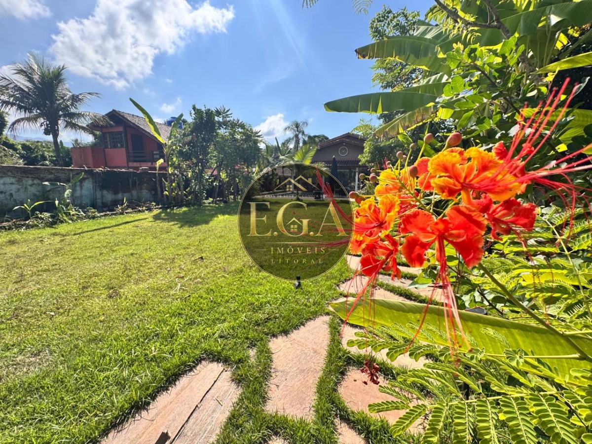 Casa na praia de camburi - sp