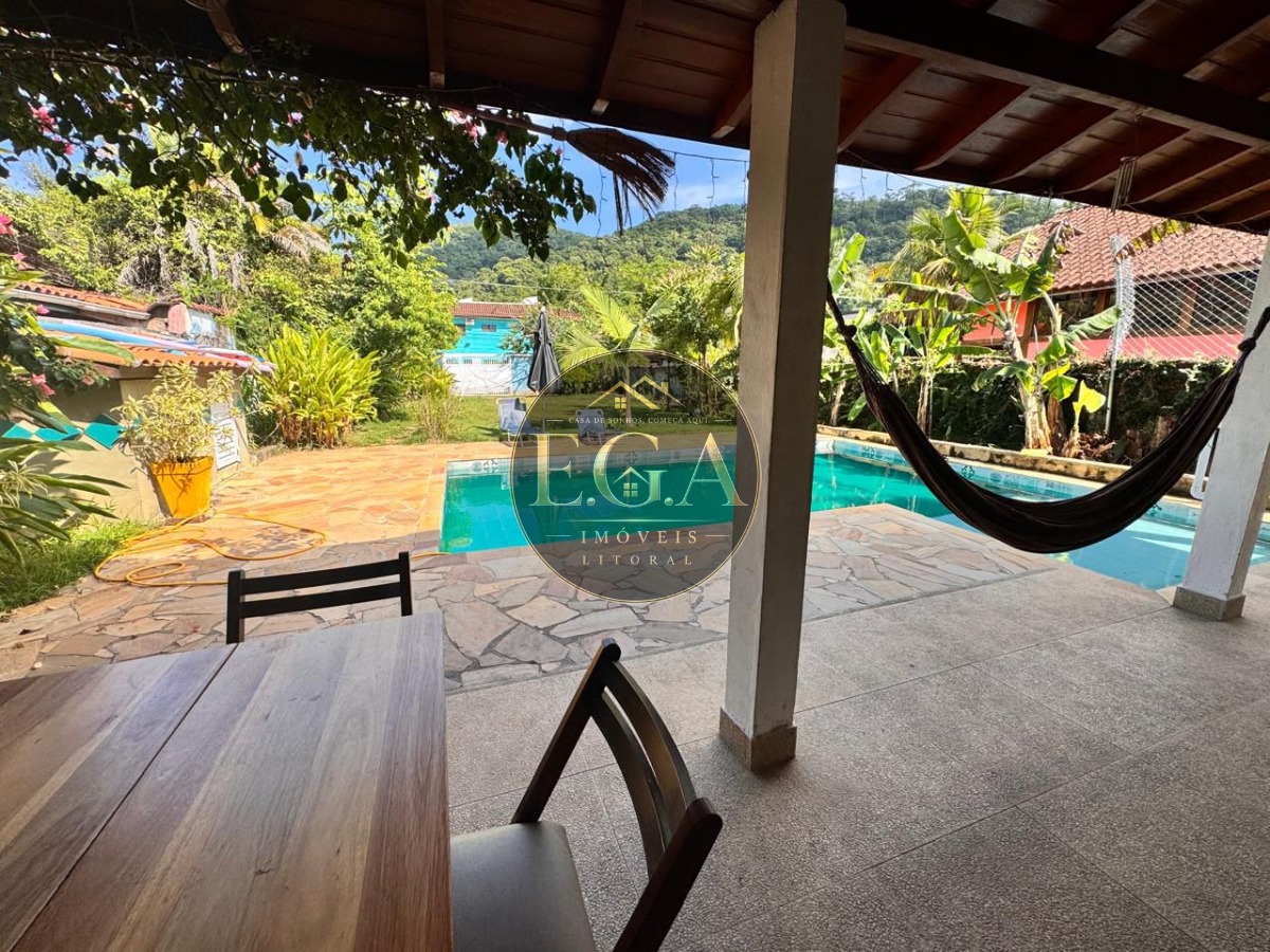 Casa na praia de camburi - sp