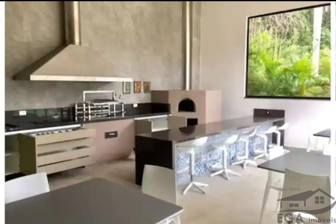 Casa Avenda Em Condominio de Alto Padrão