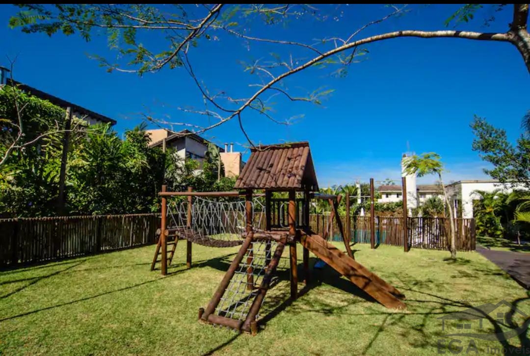 Casa Avenda Em Condominio de Alto Padrão