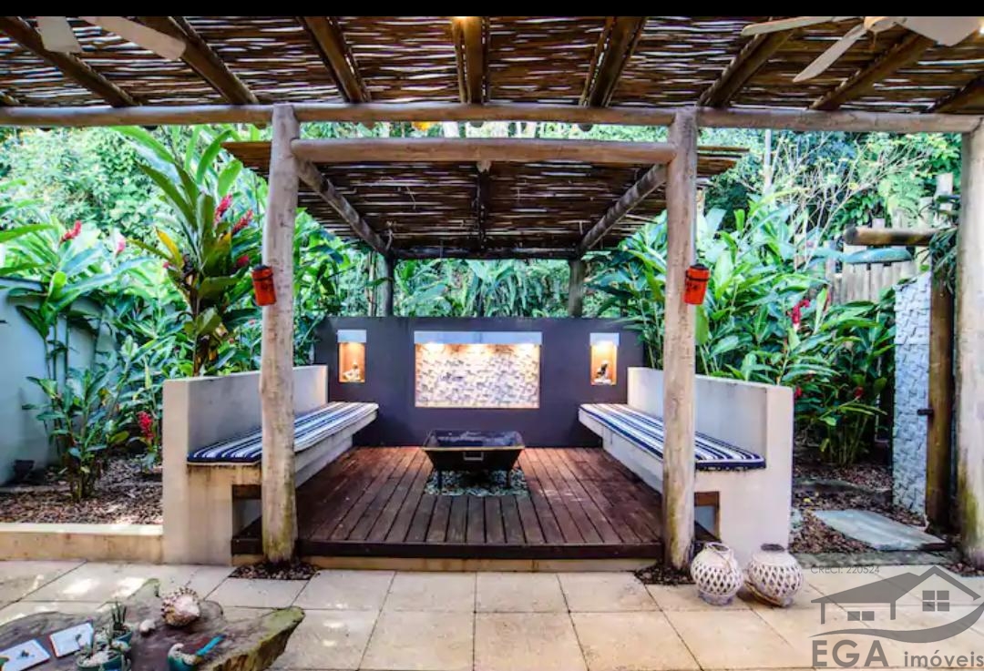 Casa Avenda Em Condominio de Alto Padrão