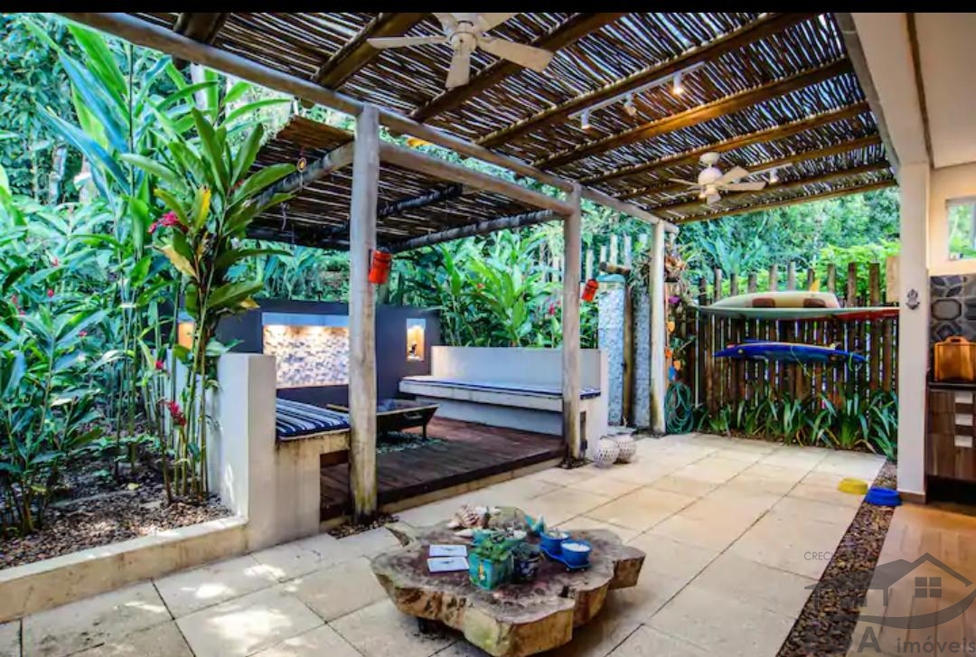 Casa Avenda Em Condominio de Alto Padrão