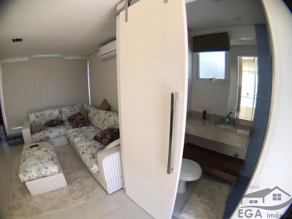 Casa Avenda Em Condominio de Alto Padrão