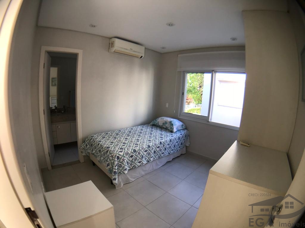 Casa Avenda Em Condominio de Alto Padrão