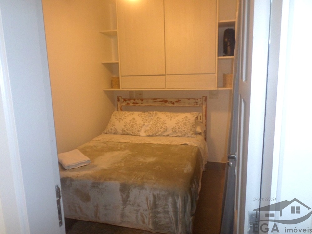 Casa avenda em condominio de alto padrão