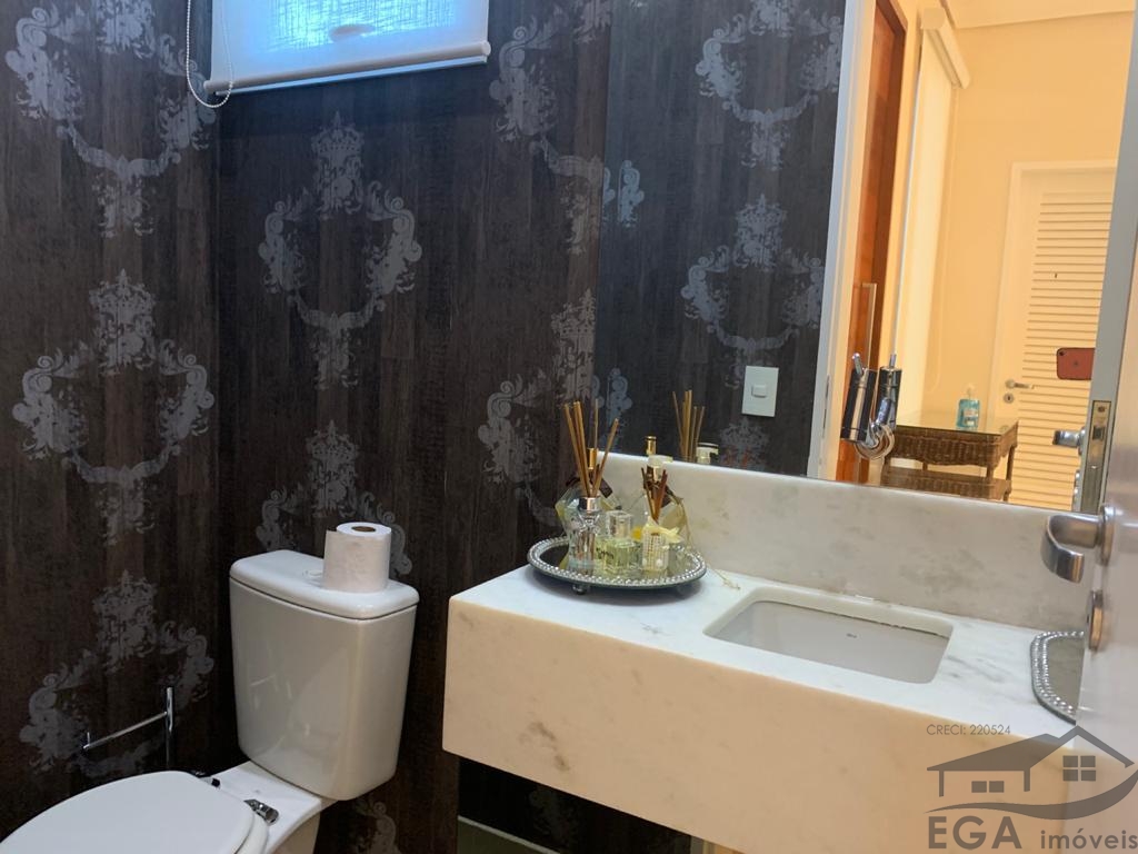 Casa Avenda Em Condominio de Alto Padrão