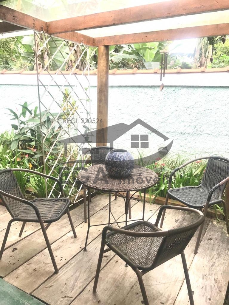 Casa em boiçucanga, tem saida de barco para o rio