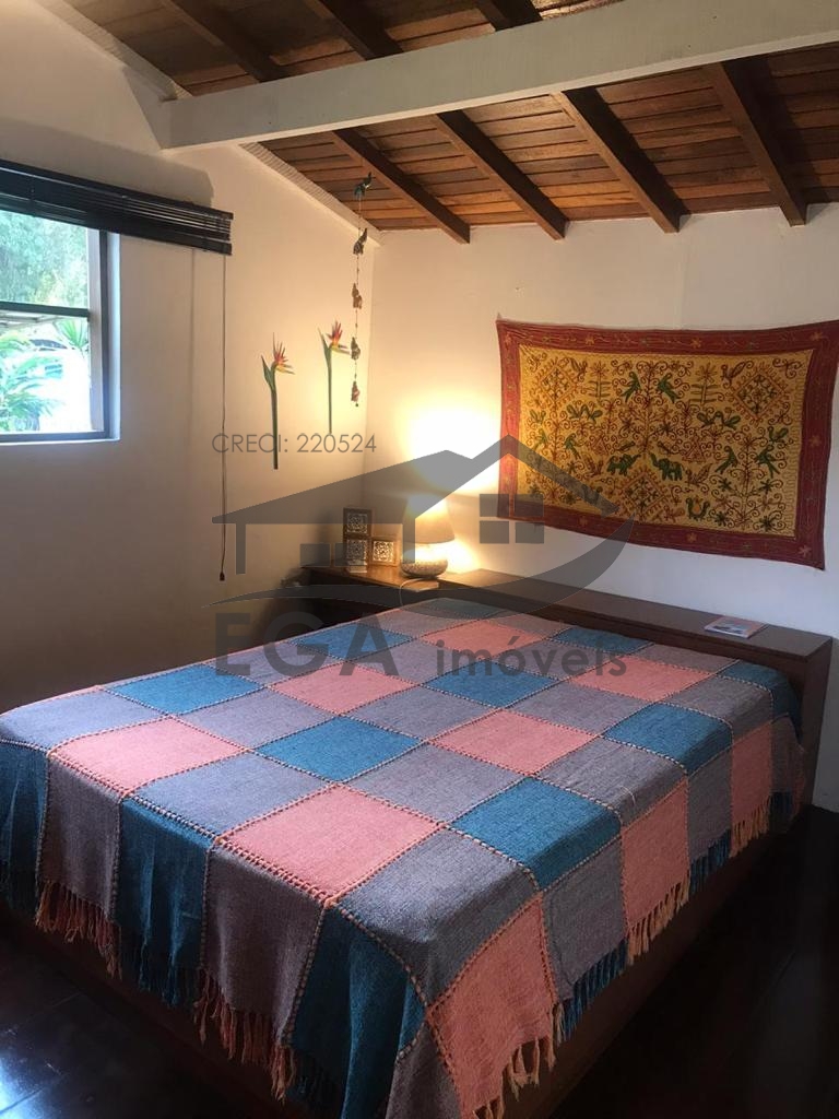 Casa em boiçucanga, tem saida de barco para o rio