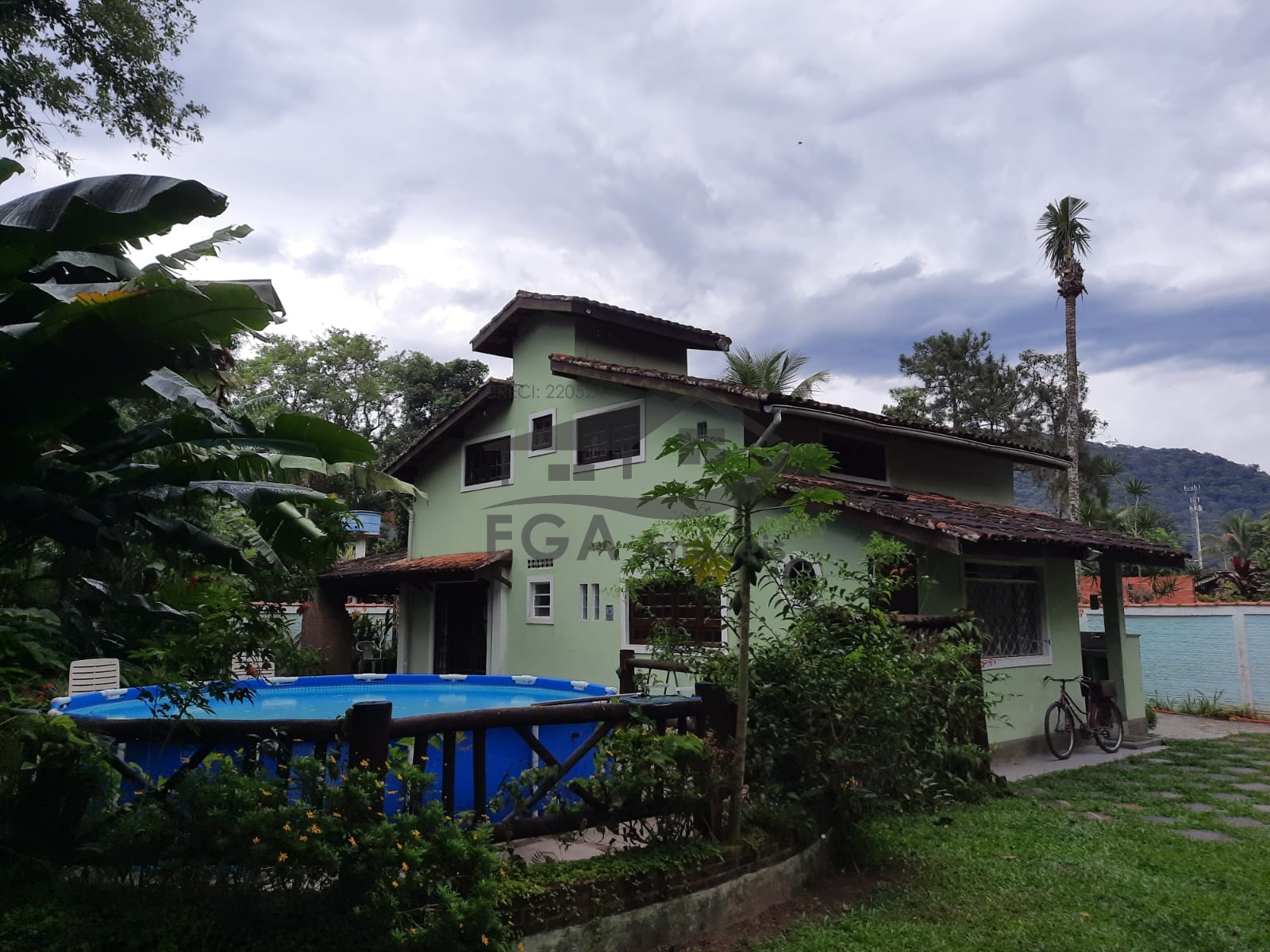 Casa em boiçucanga, tem saida de barco para o rio