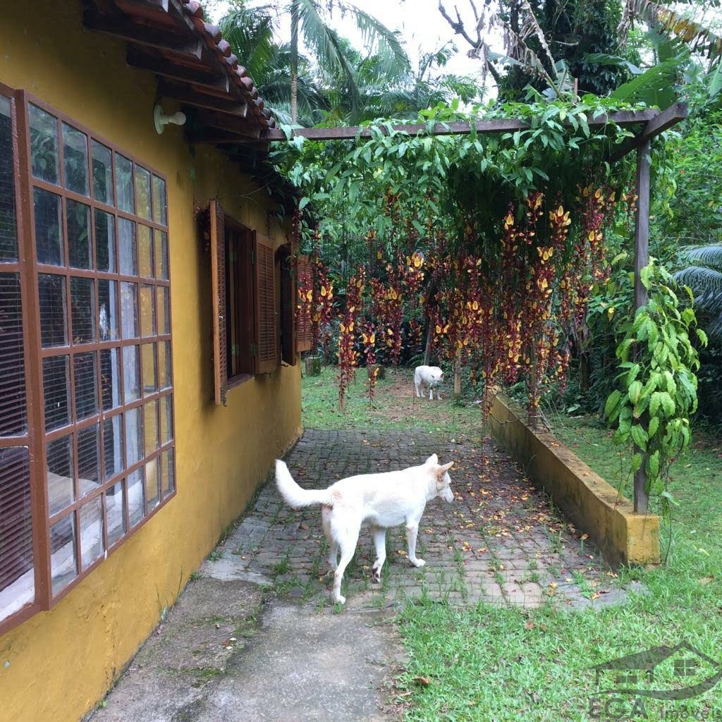 Casa na praia de boiçucanga