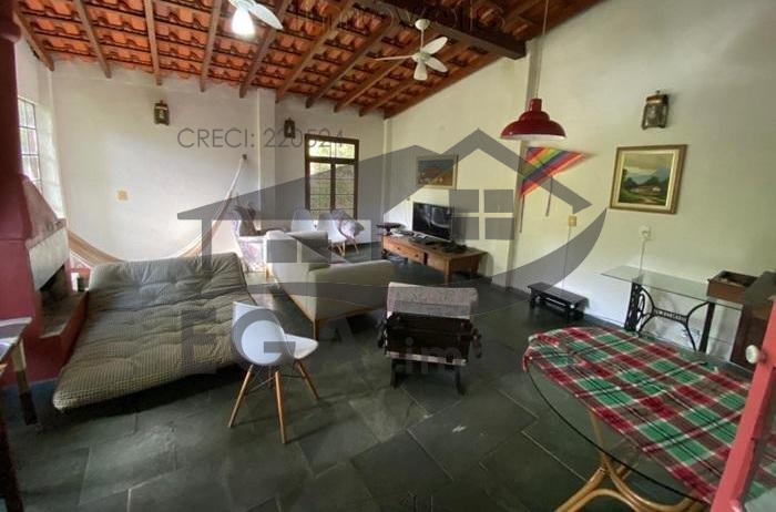 Casa na praia de boiçucanga