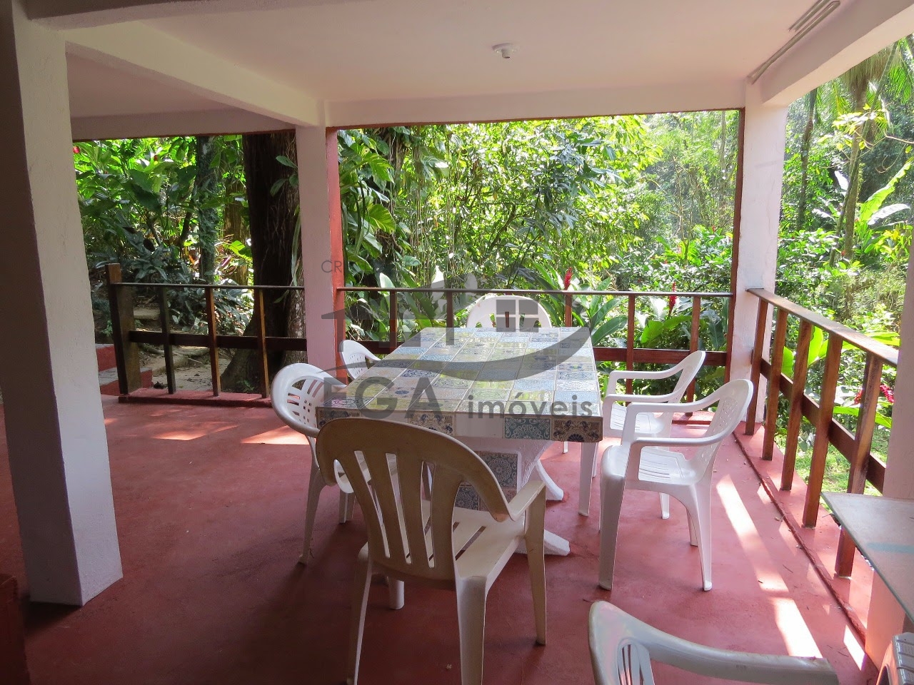 Casa na praia de boiçucanga