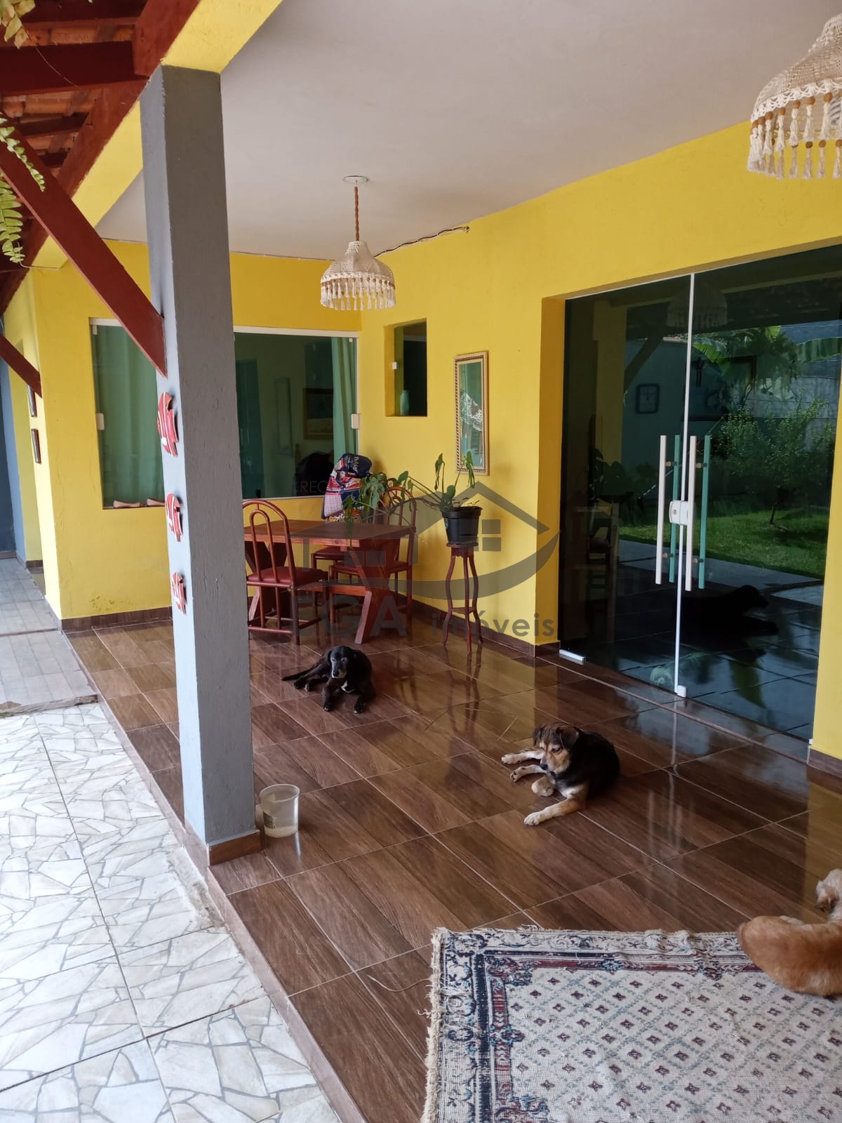 Casa na praia de boiçucanga