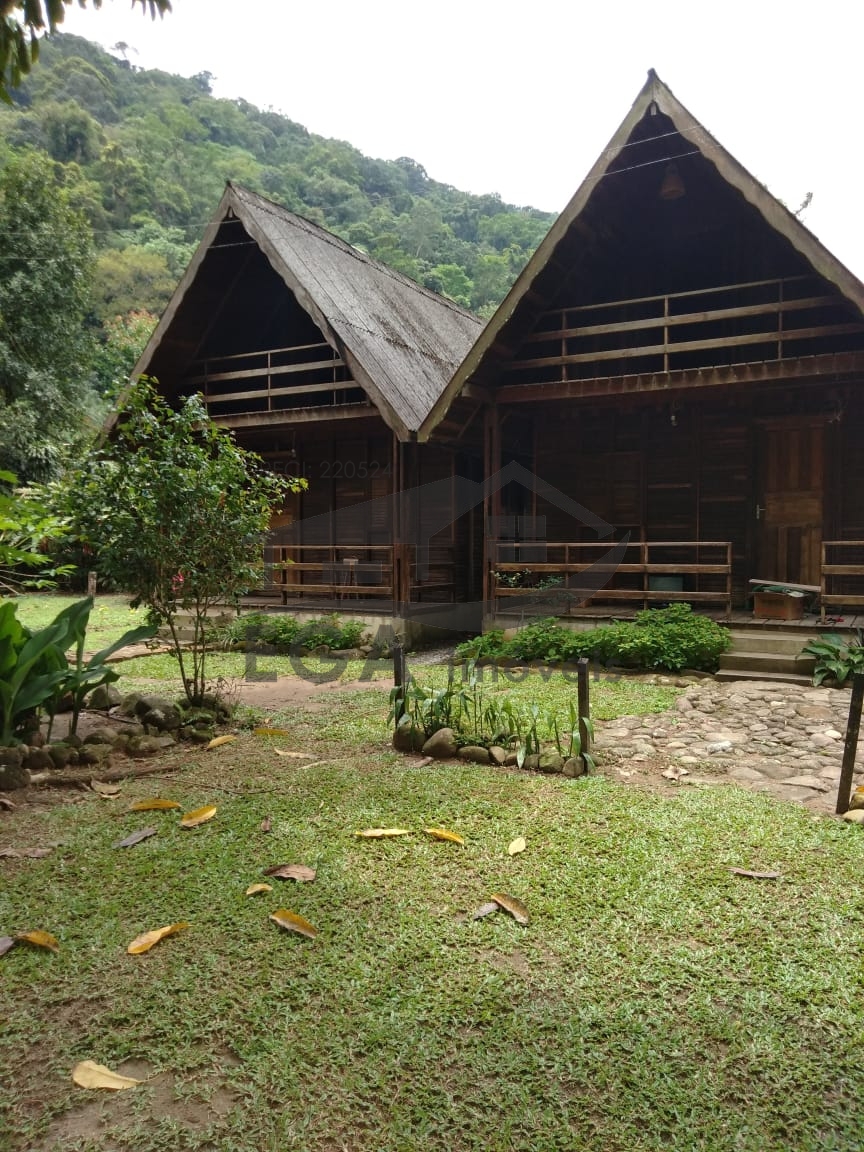 Casa no sertão boiçucanga